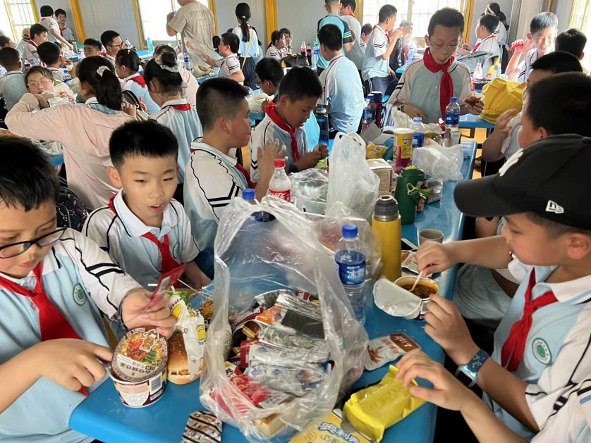 缅怀先烈，弘扬爱国精神――颜射
2023年春季研学旅行