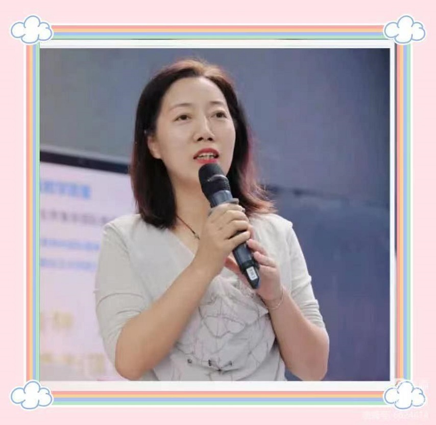 培训重实效，教案提质量――颜射
全体教师参加《如何撰写规范实用的教案》专题培训活动