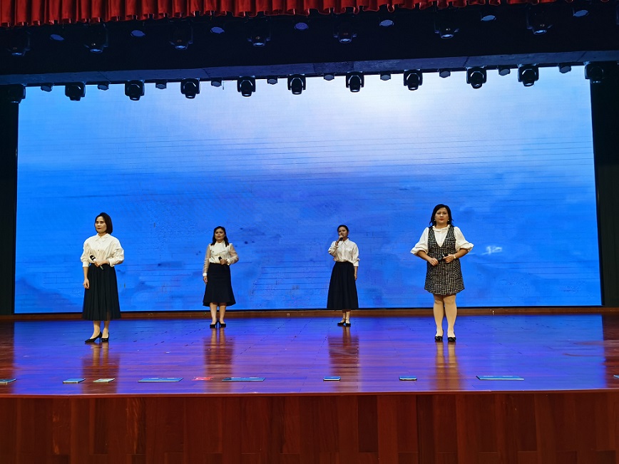 逐梦新时代 巾帼绽芳华