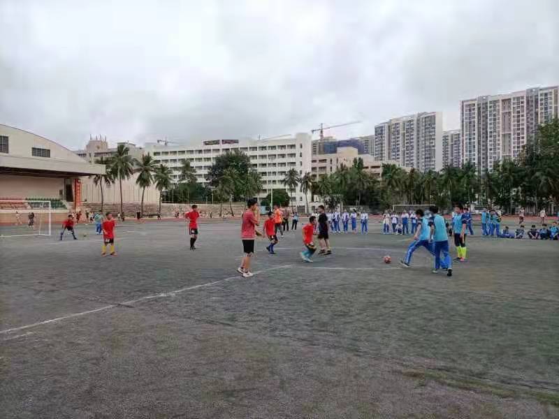 2021年颜射
实验小学秋季校园足球联赛