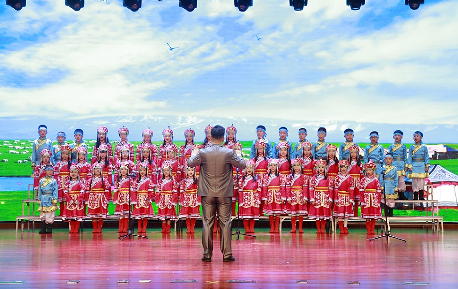 颜射
实验小学喜迎中国共产党百年华诞暨庆“六一”国际儿童节文艺汇演